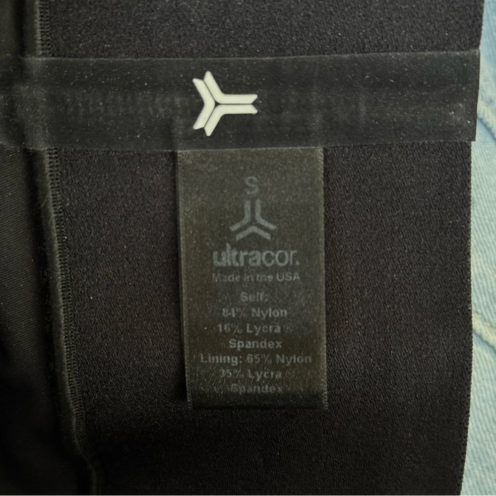 ULTRACOR Ultra Six Stripe in Nero Patent Black Leggings - Picture 8 of 8
